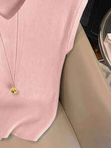 Resyla Atasan Rajut Wanita Elegan Minimalis Warna Polos dengan Potongan Leher, Cocok untuk Pemakaian Sehari-hari dan Bepergian - Baby Pink - View 4