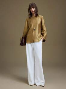 Ontre 2026春夏新款女士办公、婚礼宾客、通勤优雅纯色喇叭袖衬衫，适合毕业典礼等场合 - 卡其色 - 查看 6