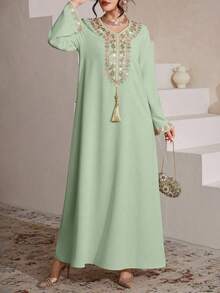 SHEIN Najma Robe de chambre décontractée et confortable pour femmes, avec décoration de franges et broderie colorée élégante - Vert menthe - Voir 4