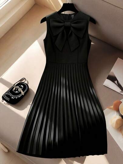 Franclia This Elegant Black Sleeveless Pleated Midi Dress With A Bow Neckline Is Flattering And Suitable For Both Work And Formal Occasions. It Exudes Sophistication And Is Perfect For Teachers And Other Professional Women. A Must-Have For Spring And Summer Business Attire, This Dress Also Has A Rustic, Vacation Vibe And Is Suitable For Winter, Summer, Spring, Valentine's Day, Romantic Dates, Beach Outings, Weddings, Birthdays, Casual Outings, Vacations, Graduation Season, And More. (Summer, Women's Summer Dresses, Summer Holiday Outfits, Summer Clothing, Women's Spring Outfits, Spring Break Outfits, Beach Dresses, Elegant Women's Outfits, Elegant Women's Dresses, Women's Casual Dresses, Back-To-School Dresses)Graduation Season Attire, Fashionable Casual Commuter Wear, Business Office Wear, Versatile And Stylish Everyday Casual Wear, Urban Teacher's Professional Attire