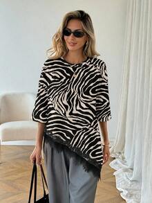 SHEIN LUNE 女士休闲纯色动物纹不对称下摆蕾丝拼接T恤，百搭日常穿着，春夏休闲上衣，适合度假、夏季、春季、春假及各种场合，包括沙滩装、休闲衬衫、外套和夏季上衣。 - 彩色 - 查看 5