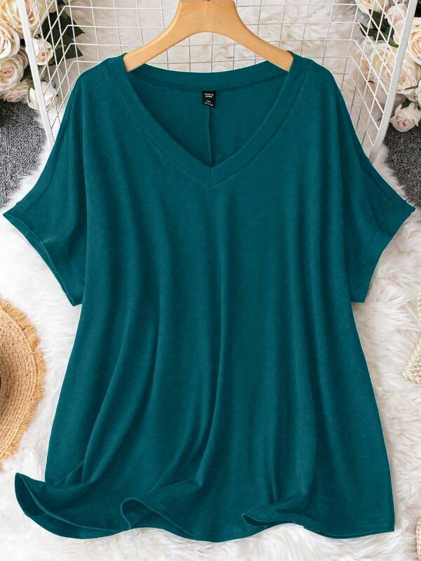SHEIN CURVE+ Plus Size Casual Minimalist V-Neck Loose Knit Dress