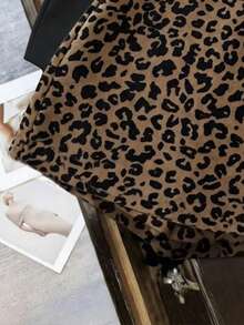 Franclia Chân váy chữ A tối giản họa tiết da báo dành cho nữ, chân váy bút chì ôm sát cạp cao họa tiết da báo đa năng mới. - Cà phê nâu - Xem 3