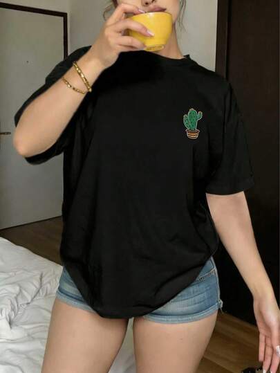 Camiseta con estampado de camisa casual para mujer, manga corta y cuello redondo, moda urbana local de primavera/verano.