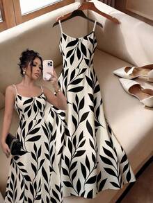 Franclia 全身印花仿珍珠细节优雅吊带连衣裙 - 杏色 - 查看 8