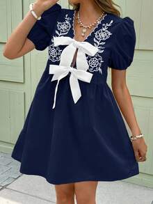 2026 Vestido mini de moda con estampado floral, mangas abullonadas cortas y nudo delantero para mujeres - Azul marino - Ver 3