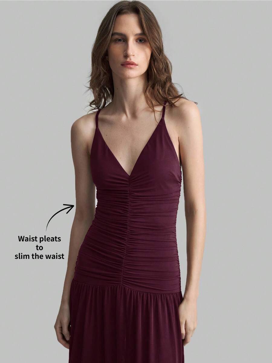 Ontre 2026春夏新款无袖酒红色褶皱连衣裙，百搭实用，适合都市通勤、商务场合、休闲、教师制服、度假、婚礼宾客、派对等各种场合。