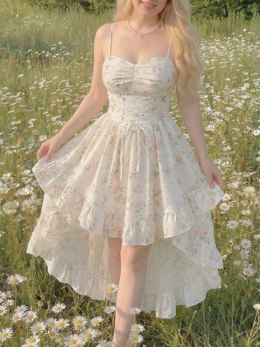 SHEIN MOD 大码女士复古碎花甜心领交叉系带荷叶边不对称下摆连衣裙，适合春夏、复古风、花园、下午茶、毕业派对、白色毕业礼服、休闲外出、约会等场合。