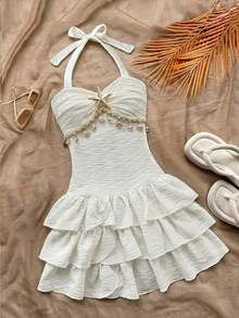 SHEIN 少女露背系带海星贝壳装饰荷叶边V领花朵金属扣白色针织纹理修身多层蛋糕裙，适合海滩、邮轮、海岛度假、公路旅行、婚礼、音乐节、波西米亚风度假等场合。 - 白色 - 查看 3