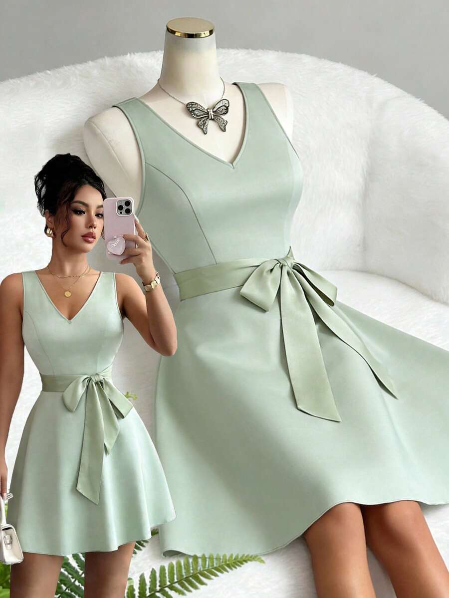 Elenzga Women's Elegant Sleeveless Commuter Dress For Summer - Mint Green - View 1