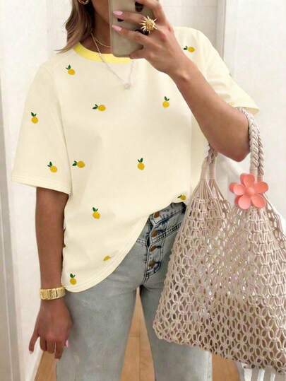 EMERY ROSE Women's Casual Short-Sleeved T-Shirt With Fruit Print, Loose Round Neck Design, Machine Washable, Suitable For All Seasons, Comfortable And Cute, Retro Style.