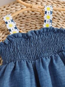 SHEIN Newborn Baby Girl Dress, Cute Vacation Style Blue Plaid Floral Embroidery Cami Dress, Suitable For Spring/Summer Outings, Parties, Photoshoots, School, 1-9M, Soft & Comfortable Fabric, 2026 Spring/Summer New Fashion Baby Girl Summer Dress Baby Denim Dress Newborn Baby Girl Dresses - Multicolor - View 7
