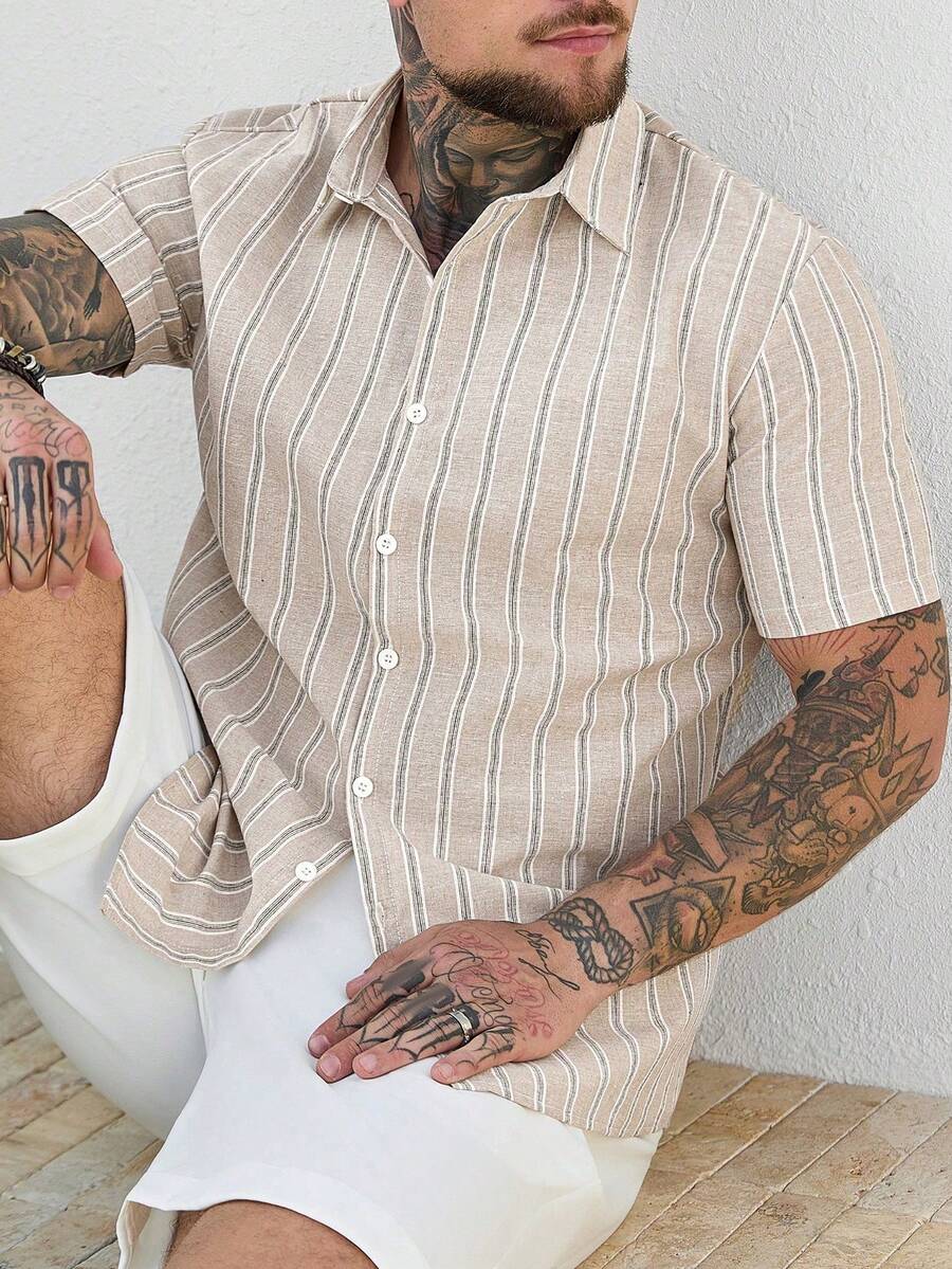 Manfinity Homme 男士休闲条纹短袖单排扣通勤衬衫 - 彩色 - 查看 1