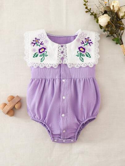 SHEIN Playful Pals 女婴休闲日常蓝色荷叶边领刺绣花卉无袖连体衣，适合外出或舒适百搭穿着