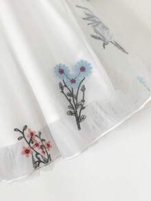 SHEIN Vintaside Kids 女婴花朵网纱蝴蝶结装饰无袖连衣裙 - 白色 - 查看 6