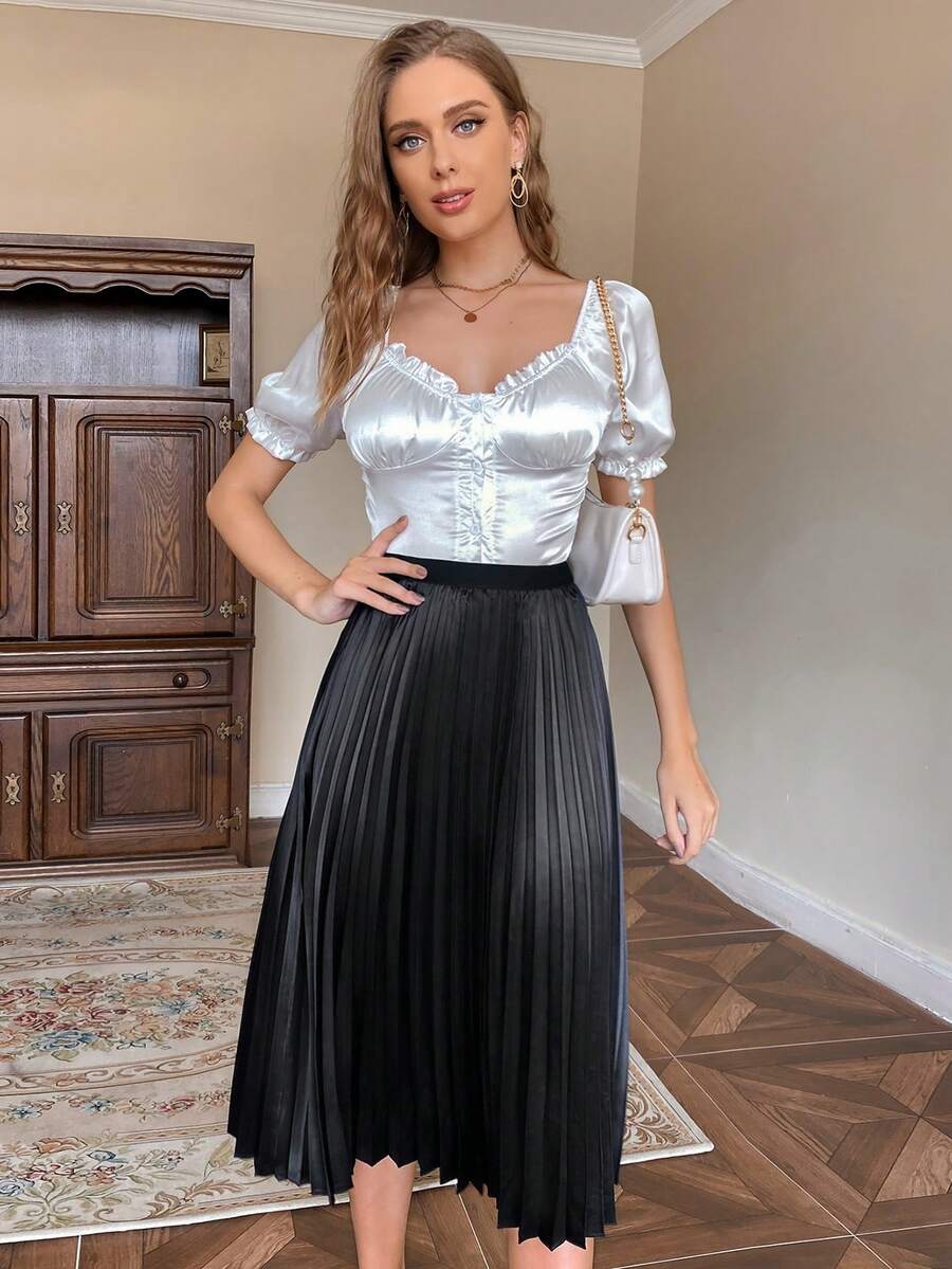 Pariaura Solid Pleated Skirt - Black - View 1