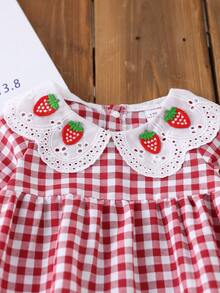 新生女宝宝格子草莓刺绣彼得潘领长袖连体衣，婴儿春秋季连体衣，女宝宝格子连身裤 - 彩色 - 查看 6