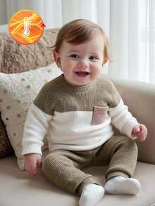 SHEIN Playful Pals 2件套男婴休闲撞色拼接柔软抓绒圆领卫衣裤套装，秋冬季 - 軍綠色 - 查看 1