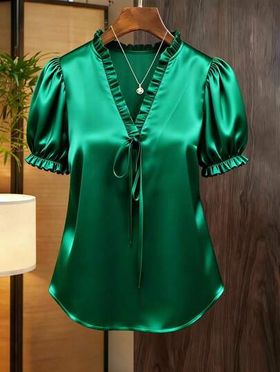 GlowEve CURVE Blusa casual de manga corta de unicolor con cuello en V, diseño de pliegues y retorcido, versátil para uso diario, talla grande para mujer