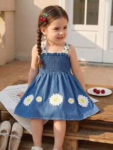 SHEIN Newborn Baby Girl Dress, Cute Vacation Style Blue Plaid Floral Embroidery Cami Dress, Suitable For Spring/Summer Outings, Parties, Photoshoots, School, 1-9M, Soft & Comfortable Fabric, 2026 Spring/Summer New Fashion Baby Girl Summer Dress Baby Denim Dress Newborn Baby Girl Dresses - Multicolor - View 3