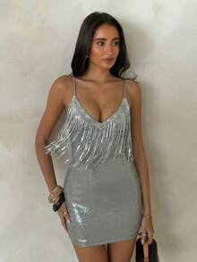 SHEIN Glamour Nuevo vestido de tirantes con escote en V y cremallera con borlas en la espalda, de estilo sexy y elegante. Adecuado para fiestas rave y ocasiones de ajuste ceñido. (Estilo de mujer) - Plateado - Ver 8