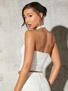 SHEIN BAE 95%纯棉白色露脐吊带背心 - 性感修身，兼具街头风和优雅气质，弹力十足，四季皆宜，是春夏海滩度假、音乐节、锐舞派对、演唱会和外出活动的理想之选。 - 彩色 - 查看 2
