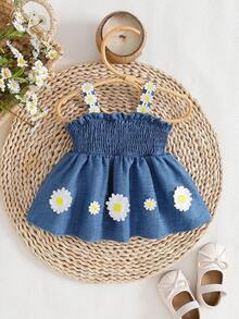 SHEIN Newborn Baby Girl Dress, Cute Vacation Style Blue Plaid Floral Embroidery Cami Dress, Suitable For Spring/Summer Outings, Parties, Photoshoots, School, 1-9M, Soft & Comfortable Fabric, 2026 Spring/Summer New Fashion Baby Girl Summer Dress Baby Denim Dress Newborn Baby Girl Dresses - Multicolor - View 6