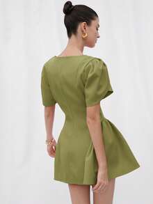 BELROSIE Gaun Pendek Putri Wanita Model Tulip 3D Lengan Pendek Leher Bulat Hem Peplum Belahan Gaya Italia - Mustard Yellow - View 2