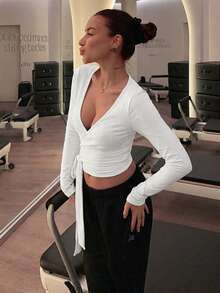 Abrilcols Áo crop top tay dài cổ chữ V tập yoga thể thao màu hồng mềm mại, độ đàn hồi cao, thời trang, giản dị, thiết kế thanh lịch, phù hợp cho mọi đối tượng dành cho phụ nữ, mùa xuân và mùa thu - trắng - Xem 4