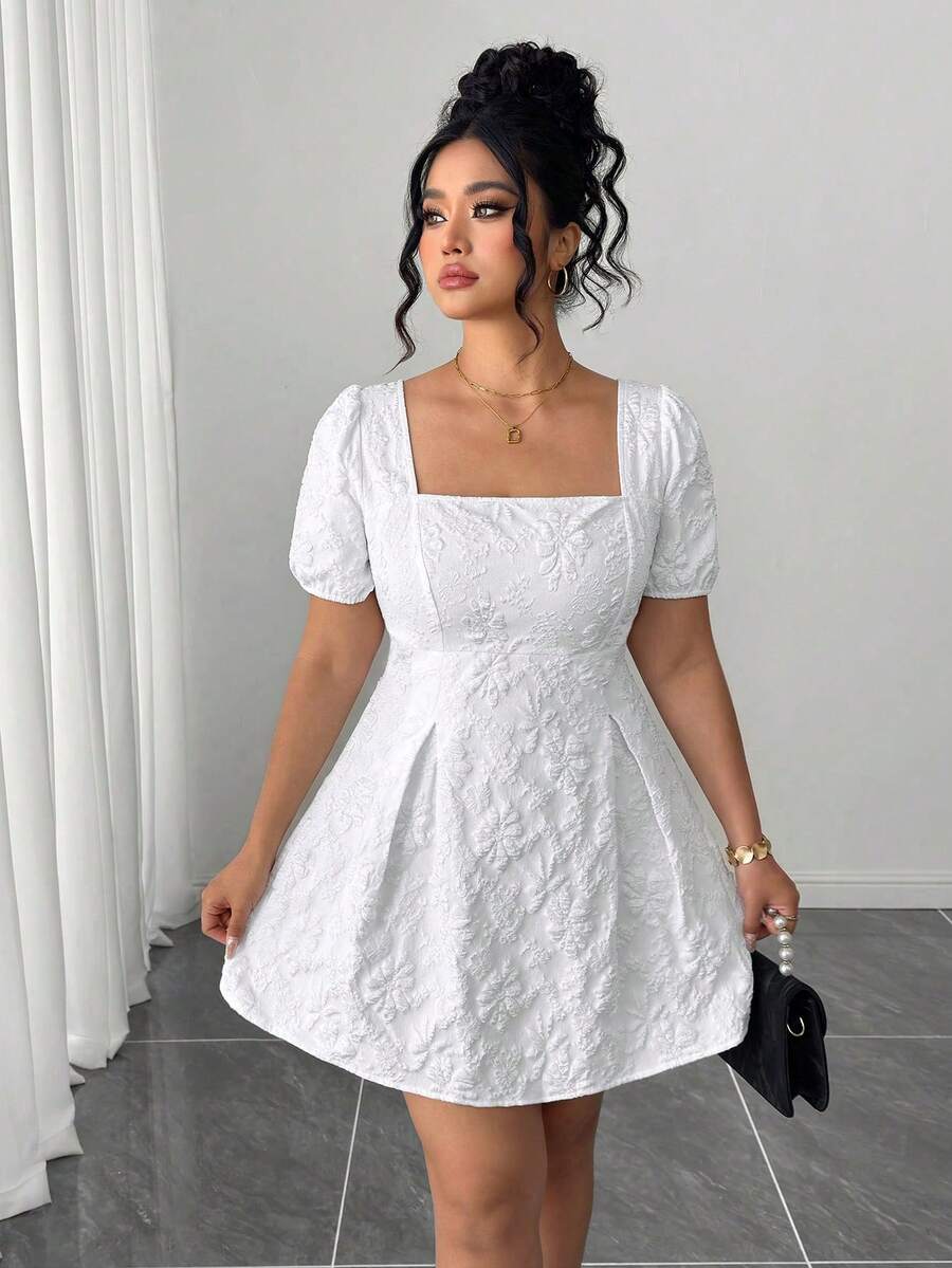 SHEIN PETITE CURVE 大码提花浪漫百搭时尚休闲连衣裙，适合约会和日常穿着 - 白色 - 查看 1
