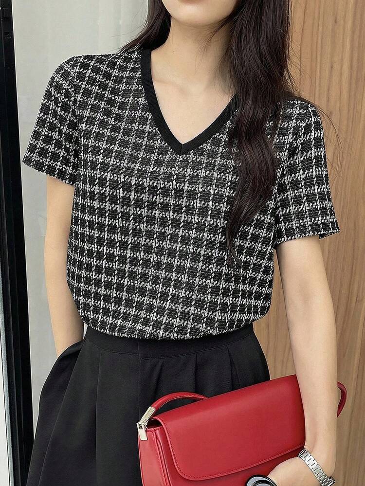 Women's Casual Plaid Short Sleeve T-Shirt, Summer Graphic Tees Women