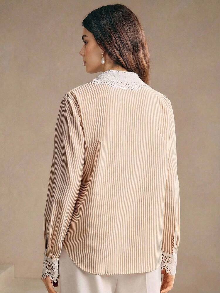 Women's Spring/Summer Elegant Striped Patchwork Lace Trim Decorative Water-Soluble Flower Collar Long Sleeve Blouse