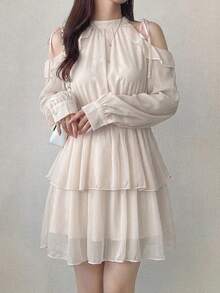 FRIFUL 女士圆领露肩甜腰A字短款连衣裙夏季吊带裙 - 杏色 - 查看 2