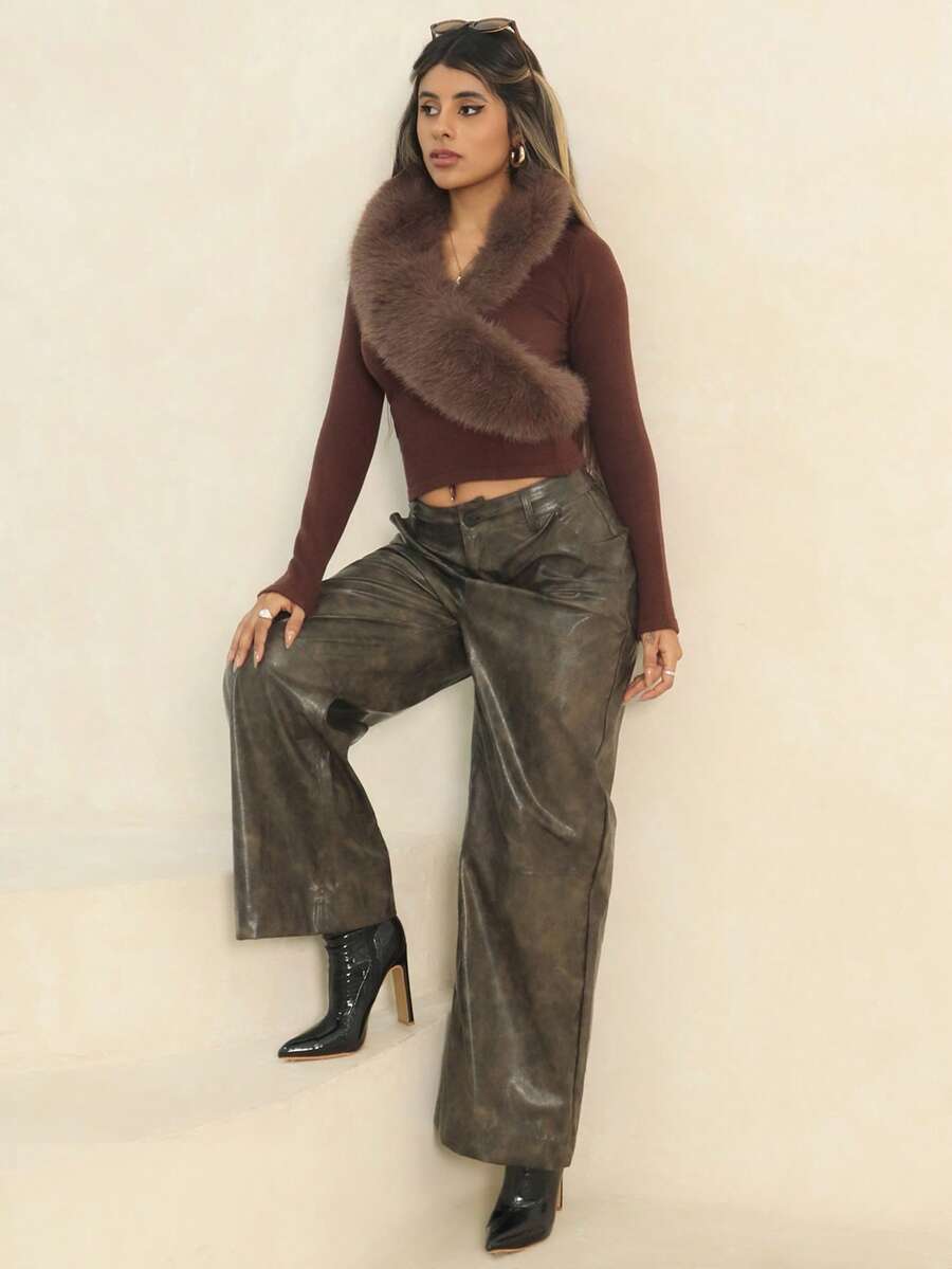 Rayane Ketlyn 女式新款时尚V领蓬松拼接长袖修身针织毛衣，性感深V领，咖啡色