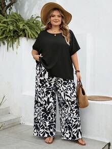 SHEIN CURVE+ Kích cỡ US22 (dành cho người có thân hình đầy đặn) Lễ hội âm nhạc, Kỳ nghỉ bên bờ biển, Phong cách Bohemia Bộ 2 món áo sơ mi rộng và quần họa tiết hoa nhí dành cho nữ, trang phục mùa hè - màu đen - Xem 5