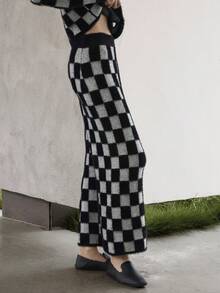 Uhlyne 2 件套女士复古风格圆领长袖针织格子撞色金属纽扣毛衣套装，春秋 - 黑與白 - 查看 5