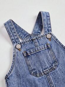 SHEIN Washed Denim Bib Pants For Baby Girls, Floral Print Loose Jumpsuit - Medium Wash - View 5