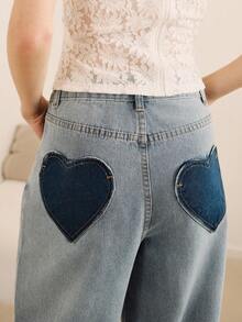 Jeans rectos de talle alto con bolsillos traseros en forma de corazón en contraste - Lavado ligero - Ver 3