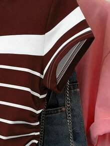 SHEIN Áo thun nữ, họa tiết kẻ sọc cổ điển, áo mặc ngoài trời mùa hè thoải mái, thiết kế thanh lịch, đa năng cho mặc hàng ngày, hoạt động ngoài trời, mua sắm, du lịch. - Màu Đỏ Sâu - Xem 4