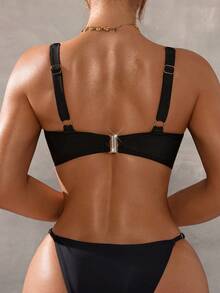 Swim DD+ Áo bơi nữ phối màu đính hạt, kiểu dáng tối giản mặc hàng ngày, bộ sưu tập đồ bơi nữ mùa xuân/hè 2026 mới dành cho khu nghỉ dưỡng biển: Thanh lịch, lãng mạn, gợi cảm và ngọt ngào; đơn giản, thoải mái và đa năng; kiểu dáng thiết kế độc đáo; đồ bơi nữ, đồ du lịch, đồ nghỉ mát, đồ bơi thể thao hàng ngày, bộ hai mảnh, bộ nhiều mảnh và nhiều màu sắc khác nhau, bao gồm bikini thắt nơ, áo ngực có đệm rời và các họa tiết rực rỡ theo chủ đề lễ hội. Hoàn hảo cho các chuyến đi chơi mùa hè, kỳ nghỉ biển, nghỉ dưỡng trên đảo, tắm nắng, du lịch đường bộ, tiệc trên tàu du lịch, trà chiều, bữa tối dưới ánh nến, hẹn hò lãng mạn, tiệc riêng tư, mặc hàng ngày, phong cách giản dị và thậm chí cả các lễ hội âm nhạc. Bộ đồ bơi không thể thiếu cho một chuyến đi biển mùa hè mát mẻ! Áo bơi bikini nâng ngực, áo bơi nâng ngực có đệm, áo bơi có đệm ngực, áo bơi tốt nhất có áo ngực tích hợp, áo bơi nâng ngực, áo ngực nâng ngực. - màu đen - Xem 3