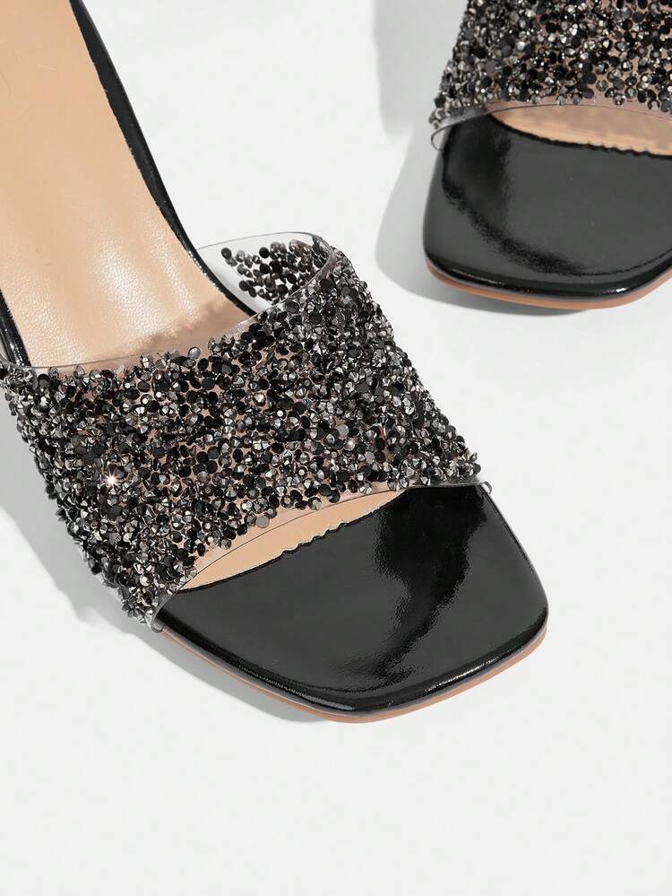 CUCCOO TILAWA Women Heeled Sandals