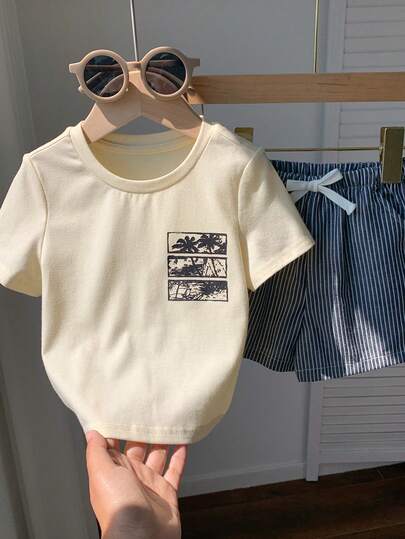 SHEIN 2件套男/女婴可爱卡通印花短袖T恤和条纹弹力腰短裤套装，夏季休闲度假装