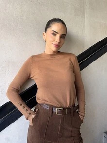 Marta Soriano All-Match Round Neck Casual Versatile Long Sleeve Knit Sweater For Women Brown Long Sleeve Top Brown Tops For Women Coffee Brown Top Brown Blouses Earthy Tops - Camel - View 4