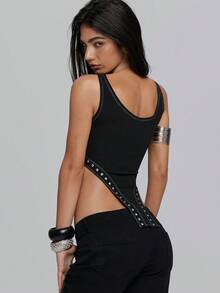 TypaGal Camiseta de mujer de unicolor con decoración de remaches y bajo asimétrico, de moda y sexy - Negro - Ver 2