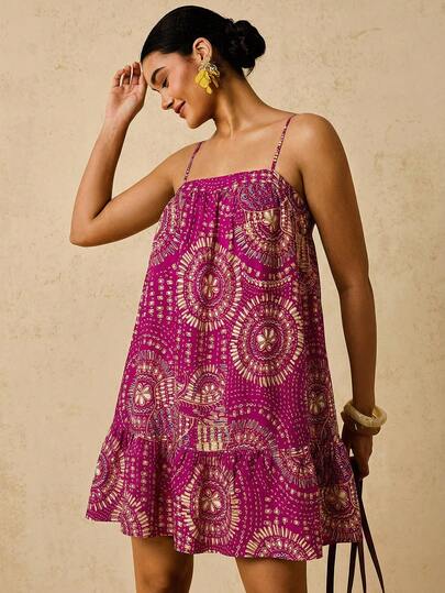 Travachic Đầm ngắn hai dây in họa tiết kiểu dáng nghỉ mát dành cho người có thân hình mũm mĩm, trang phục thường ngày cho kỳ nghỉ.