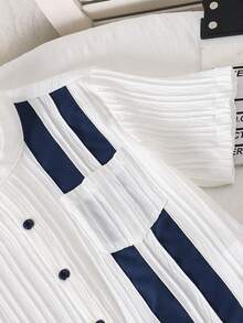 SHEIN Mirajuku Bộ 3 món cho bé trai tuổi thiếu niên: Áo sơ mi trắng phối họa tiết hoa tương phản, quần trắng ống rộng phối họa tiết tương phản và khăn quàng cổ. - Màu xanh hải quân - Xem 6