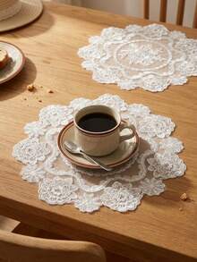 Cirelle 复古蕾丝餐垫 - 几何刺绣桌垫，优雅杯垫，适用于婚礼、茶盘和花瓶装饰，手工家居饰品 - 彩色 - 查看 4