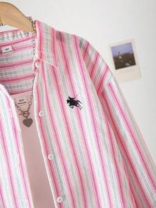 SHEIN Áo sơ mi cho bé gái tuổi teen - Áo sơ mi dài tay cài cúc kẻ sọc xanh nhạt và vàng thời trang thường ngày cho bé gái (8-14 tuổi) thích hợp cho mùa xuân và mùa thu, 100% cotton, chất liệu polo thêu, thoáng khí, mềm mại. Thích hợp cho đi học hàng ngày và các hoạt động thường ngày. - Hồng - Xem 4