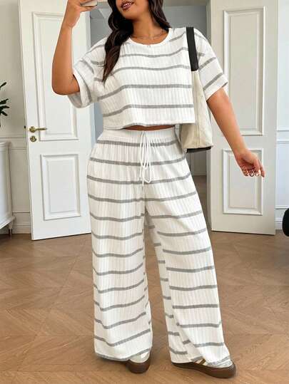 Solflare Plus Size Summer Striped T-Shirt And Pants 2 Pieces Set