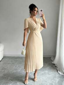 Rafferiza Gaun Lipit Elegan Bahan Chiffon Warna Polos dengan Pinggang yang Diikat - Aprikot - View 5
